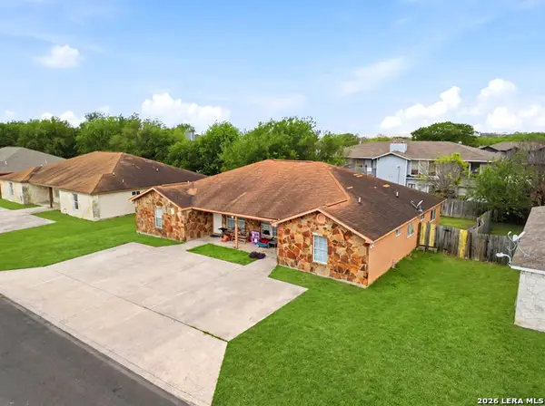 7557 Oak Chase, San Antonio, TX 78239
