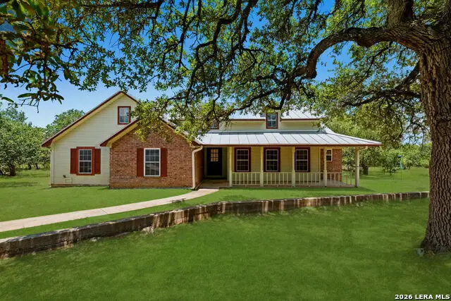 371 Twin Canyon Dr, Boerne, TX 78006 - #2