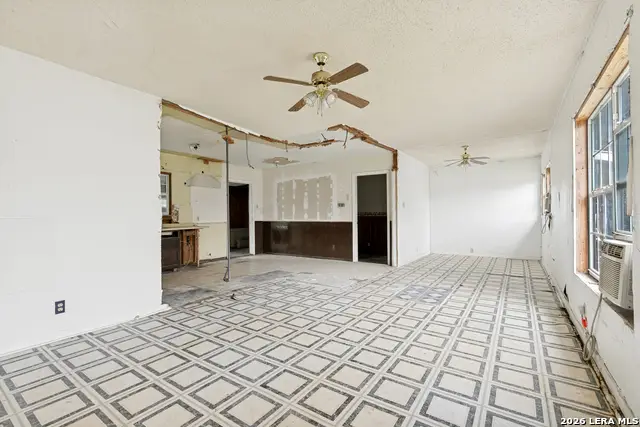 518 Hillwood, San Antonio, TX 78213 - #2