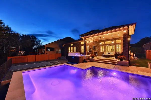 10418 Foxen Way, Helotes, TX 78023