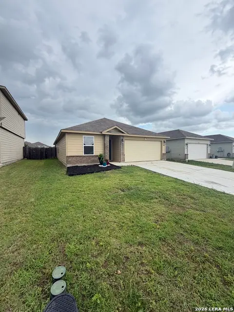 14616 Stable Spgs, Elmendorf, TX 78112 - #1