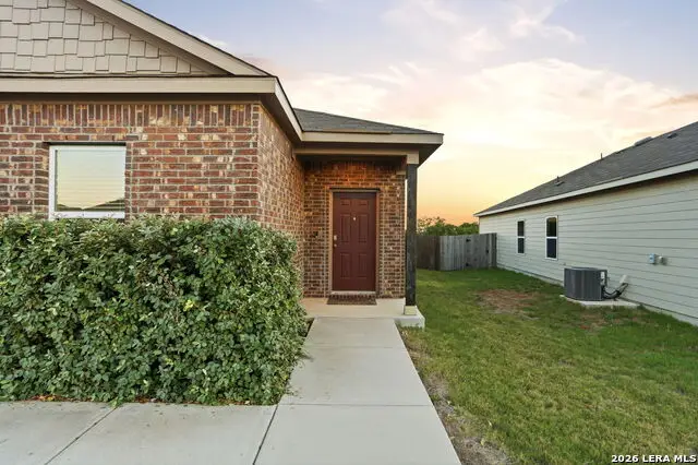 7415 Capstone Rdg, San Antonio, TX 78244 - #3