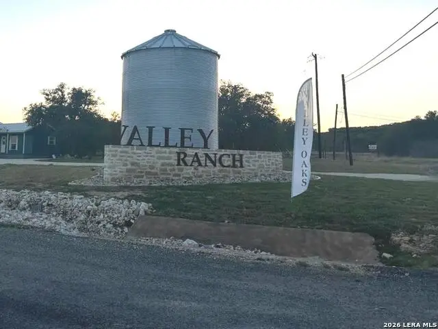 181 Grand Oaks, Hondo, TX 78861 - #3
