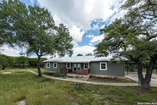 154 Linda Dr, Canyon Lake, TX 78133