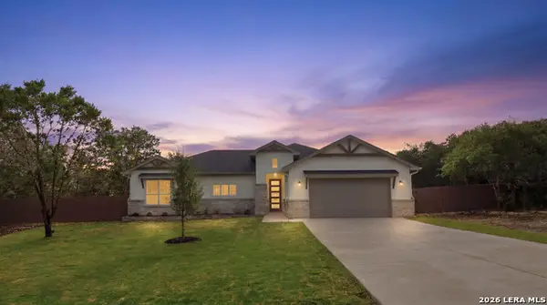 1316 Spruce Ln, Fischer, TX 78623