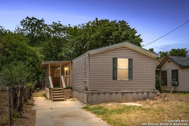 311 N Reed St, Pleasanton, TX 78064 - #1