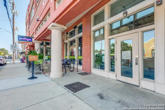 1401 S Flores St #206, San Antonio, TX 78204 - #2