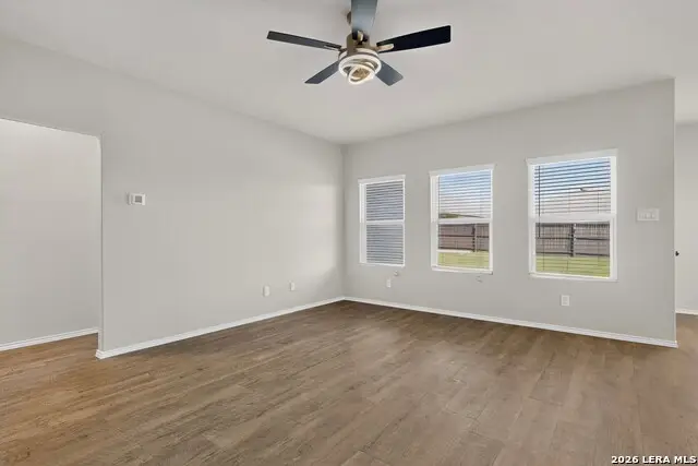 3300 Ridge Pl, Seguin, TX 78155 - #3