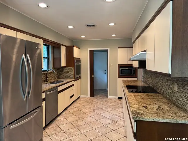153 Trillium Ln, Castle Hills, TX 78213 - #3
