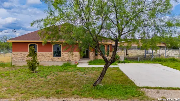 64 Mary, Eagle Pass, TX 78852
