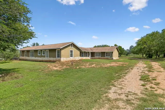 7627 Triple Oaks Dr, San Antonio, TX 78263 - #2
