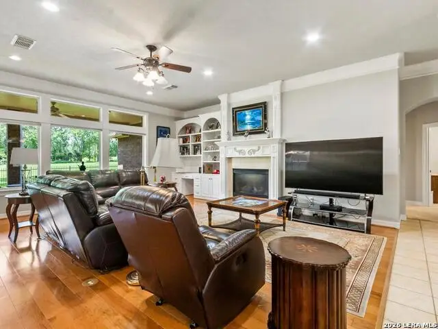 23 Melbourne Ct, Montgomery, TX 77356 - #3