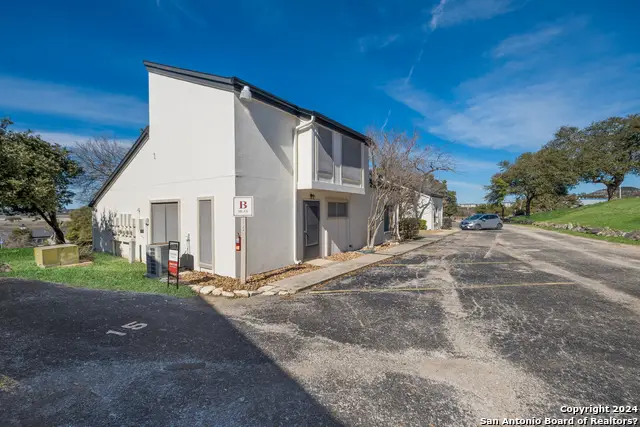 1101 Parkview Dr #B15, Canyon Lake, TX 78133 - #1