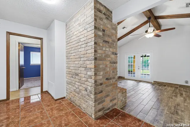 117 De Vaca, Universal City, TX 78148 - #2