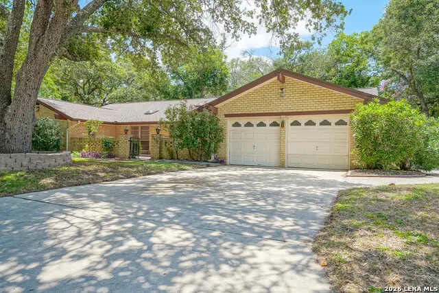 5645 Parkcrest Dr, Windcrest, TX 78239 - #3