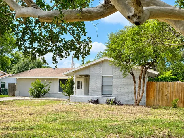6235 Flint Rock Dr, San Antonio, TX 78238 - #1