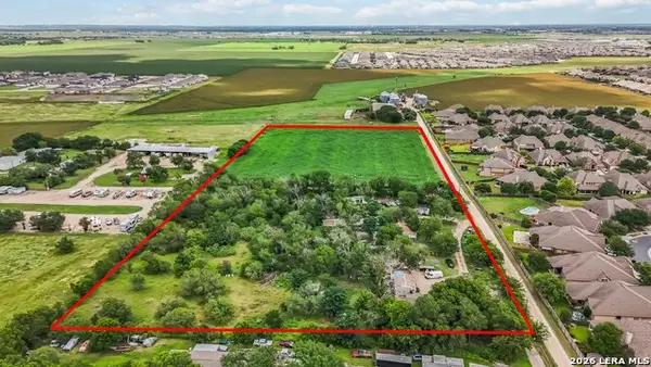 3275 N State Highway 46, Seguin, TX 78155