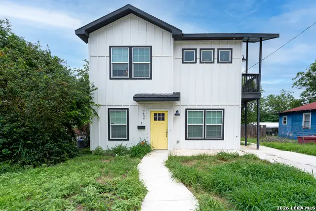 2639 E Commerce St, San Antonio, TX 78203 - #1