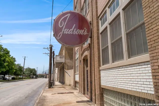 831 S Flores #3216, San Antonio, TX 78204 - #1