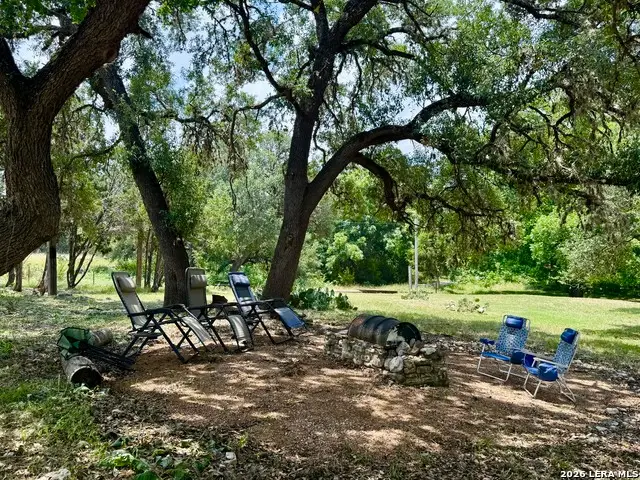 359 Bud Danner Dr, Leakey, TX 78873 - #2