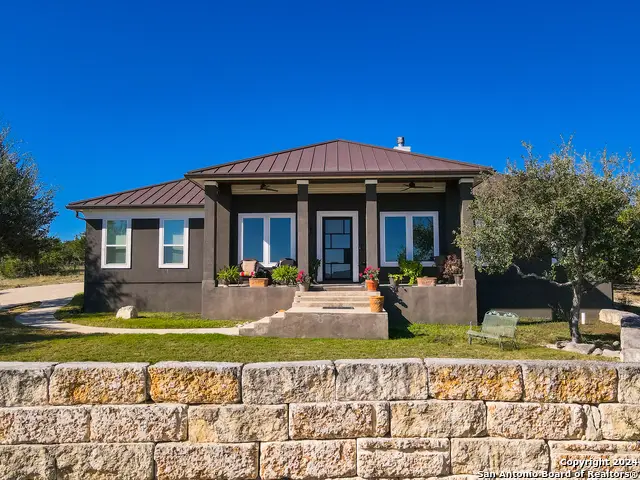 221 Bentwood Dr, Spring Branch, TX 78070 - #1