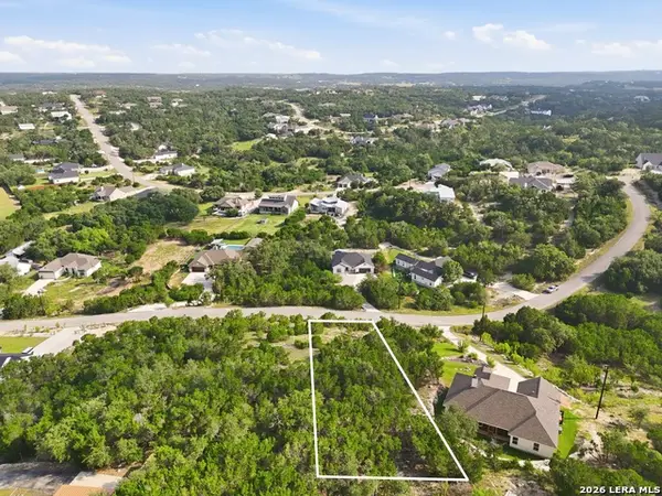 225 Prairie Tea Ln, Canyon Lake, TX 78133