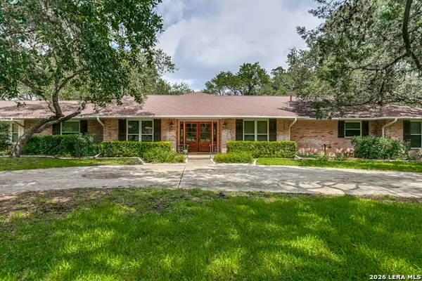 218 Village Cir, Hill Country Village, TX 78232