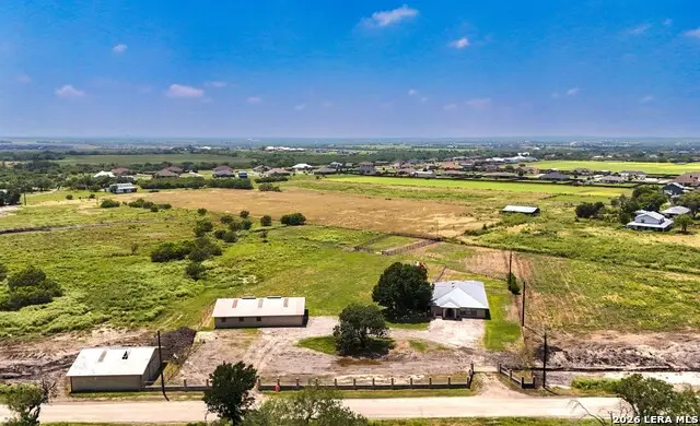 166 Lower Seguin Rd, Marion, TX 78124 - #2