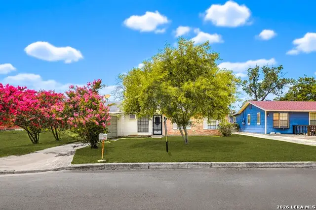 8831 Oakbrook St, San Antonio, TX 78221 - #1