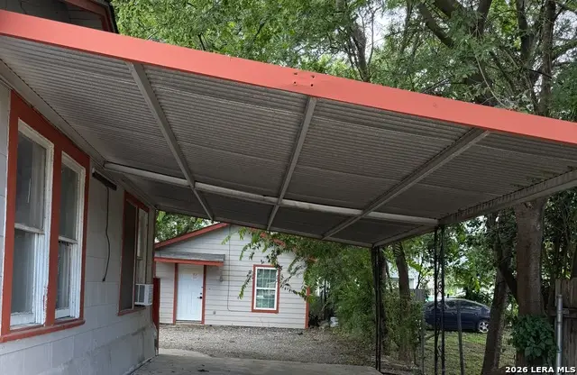 2826 Roselawn Rd, San Antonio, TX 78226 - #2