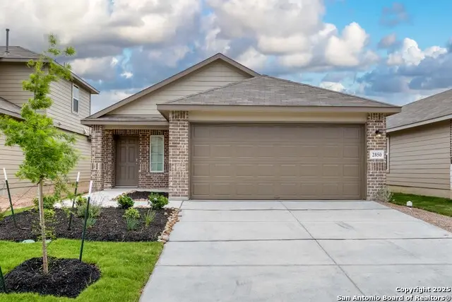 2850 Brogan Crk, New Braunfels, TX 78130 - #1