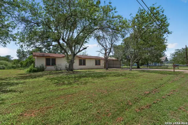 2912 Brown, Jourdanton, TX 78026 - #3