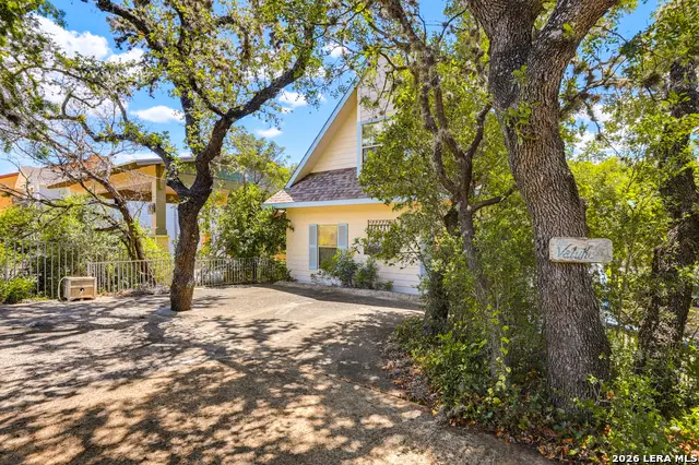 932 Pebble Beach Rd, Lakehills, TX 78063 - #2