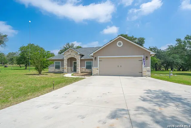 521 County Road 6868 E, Natalia, TX 78059 - #2