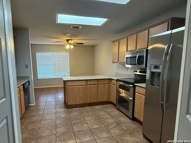 8111 Mescal Trl, San Antonio, TX 78244 - #3