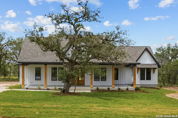 108 Syrah St, La Vernia, TX 78121
