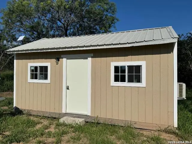 5349 Leal Road, Pleasanton, TX 78064 - #2