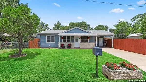 128 Riverview Rd, McQueeney, TX 78123