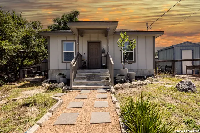 1260 Mountain View Dr, Canyon Lake, TX 78133 - #1