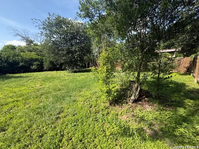4014 Meadow Ridge St, San Antonio, TX 78210 - #2