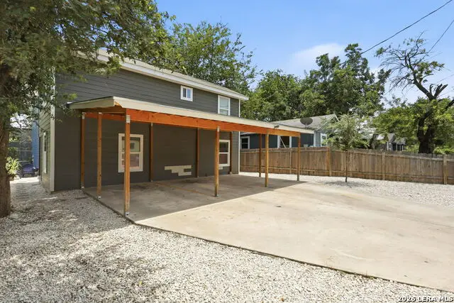 1522 S Elmendorf, San Antonio, TX 78207 - #3