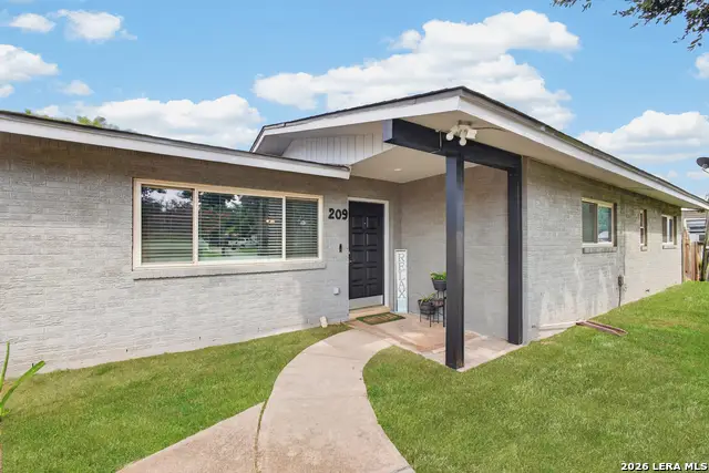 203 & 209 Greenlawn, Pleasanton, TX 78064 - #3