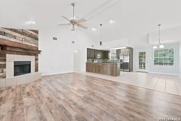 104 Shadow Woods, La Vernia, TX 78121