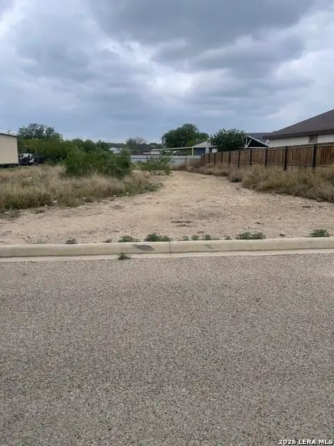 2522 De Leon Drive, Eagle Pass, TX 78852