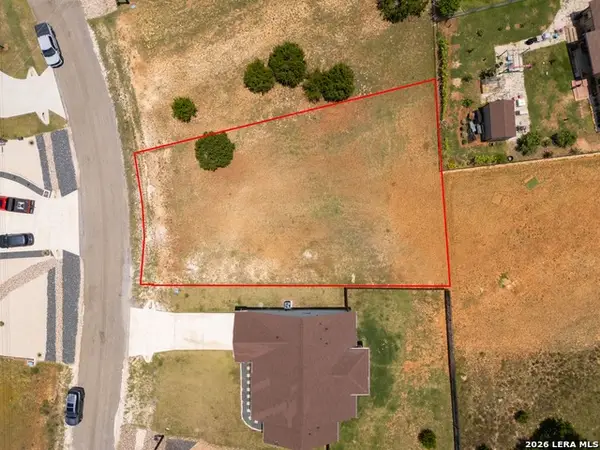 110 Warren Wallace, Blanco, TX 78606