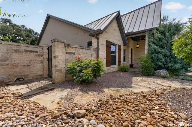 410 Knoll Spgs, Boerne, TX 78006 - #3