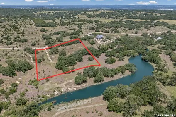 1364 N Walnut Springs Rd, Johnson City, TX 78636