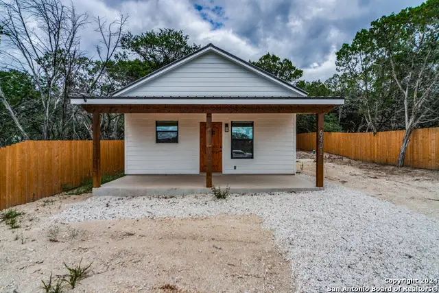 6401 Whartons Dock, Bandera, TX 78003 - #2