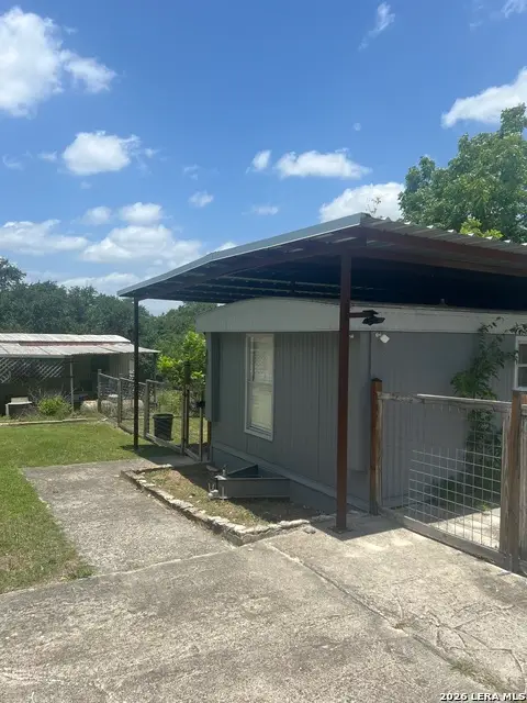 496 Glenn Dr, Canyon Lake, TX 78133 - #2