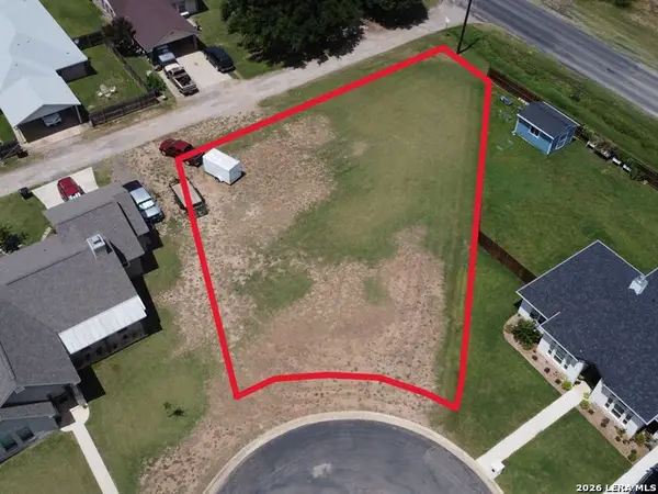 502 34th Street, Hondo, TX 78861